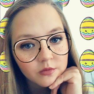 Meet your Posher, Bethaney